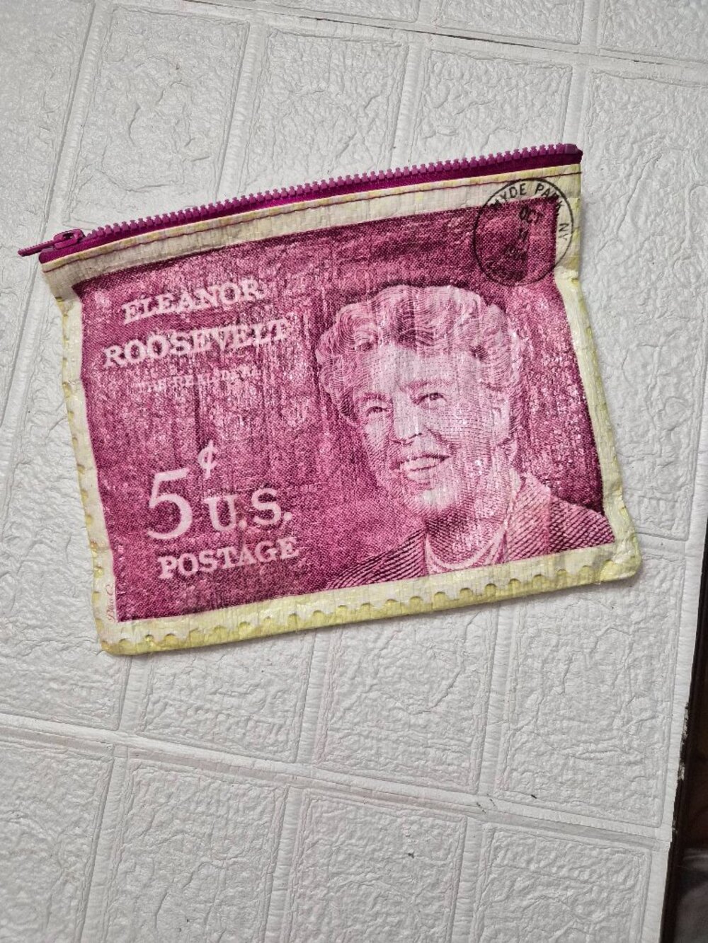 Urban Outfitters Vintage 1963 Eleanor Roosevelt 5¢ postage stamp Clutch Cnvs Bag
